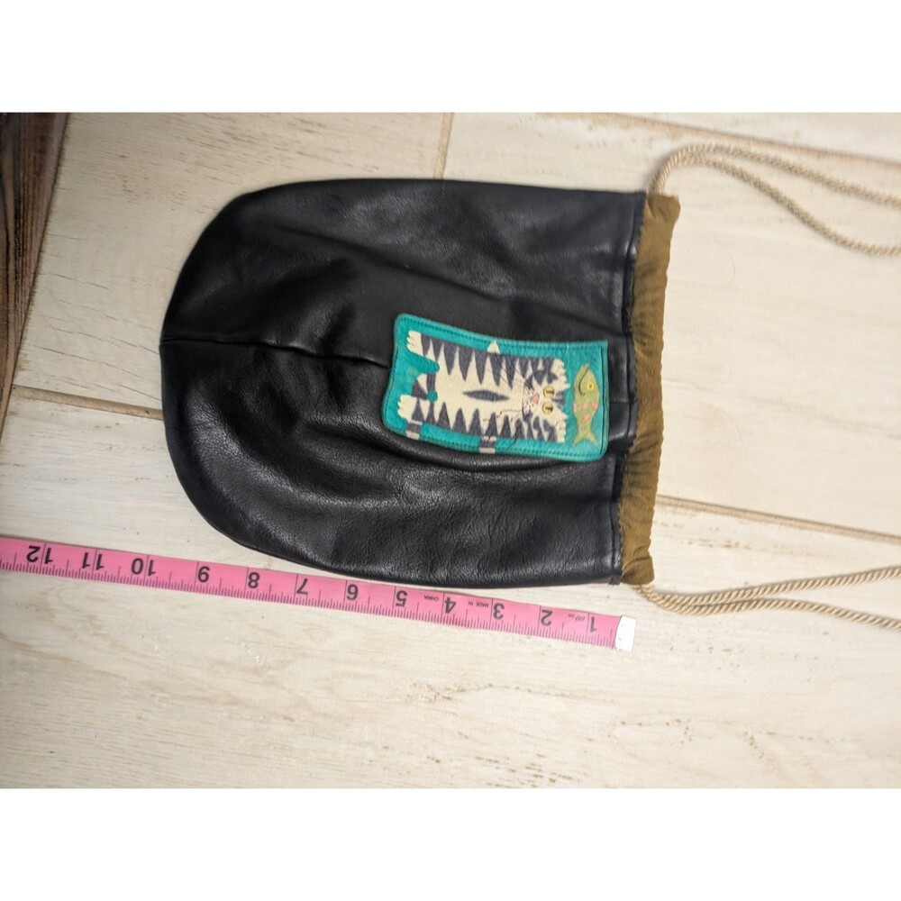 black leather cat themed purse, handbag, with shoulder strap Crossbody Jones - Picture 4 of 6